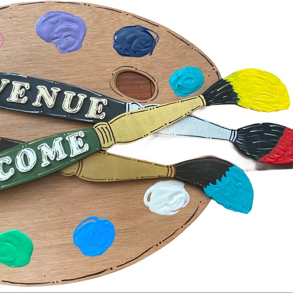 Handmade Unique “Welcome/Bienvenue” Sign 25”x14” - Picture 7 of 9